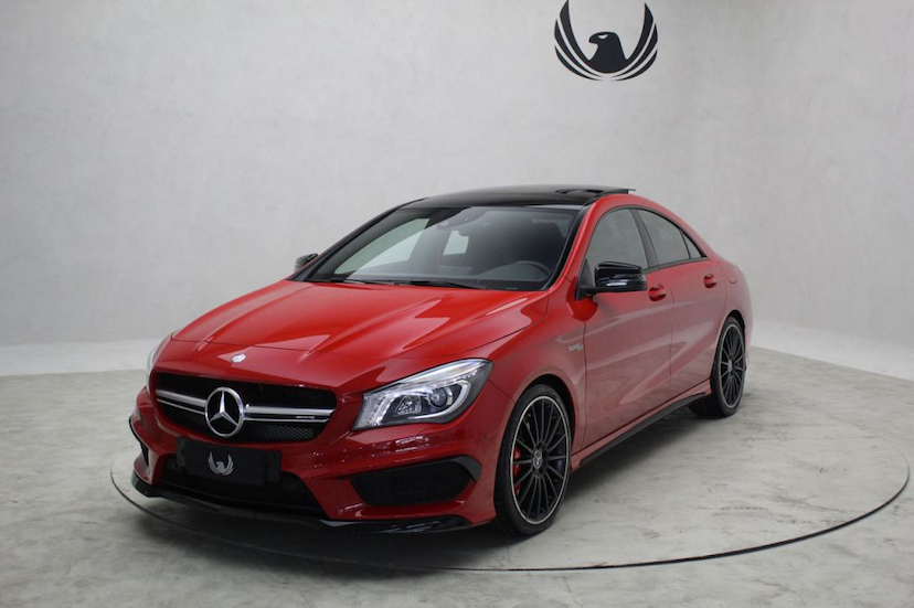 Foto do veículo MERCEDES-BENZ  CLA 45 AMG 2015 22.936 KM 188.000,00