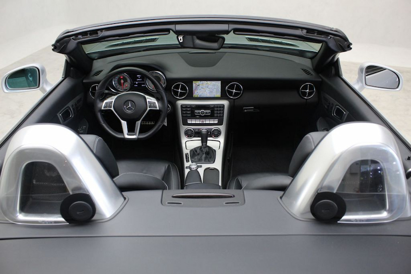 Foto do veículo MERCEDES-BENZ  SLK 350 2012 25.280 KM 145.000,00