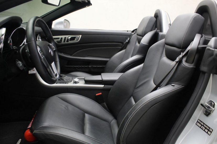 Foto do veículo MERCEDES-BENZ  SLK 350 2012 25.280 KM 145.000,00