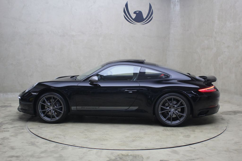 Foto do veículo PORSCHE  911 CARRERA T 2019 3.188 KM 569.000,00