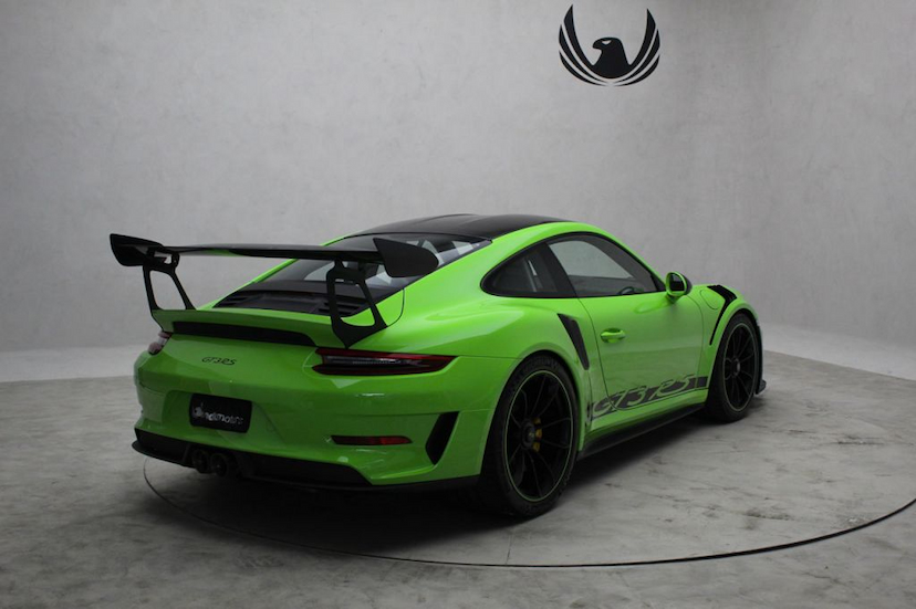 Foto do veículo PORSCHE 911 GT3 RS 2019 1.300 KM 1.820.000,00