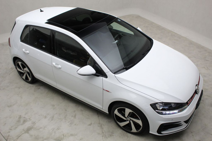 Foto do veículo VOLKSWAGEN  GOLF GTI 350 DSG 2019 14.440 KM 139.000,00