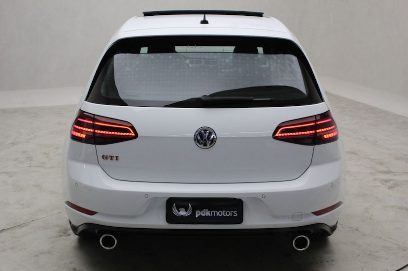 Foto do veículo VOLKSWAGEN  GOLF GTI 350 DSG 2019 14.440 KM 139.000,00