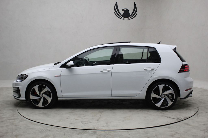 Foto do veículo VOLKSWAGEN  GOLF GTI 350 DSG 2019 14.440 KM 139.000,00