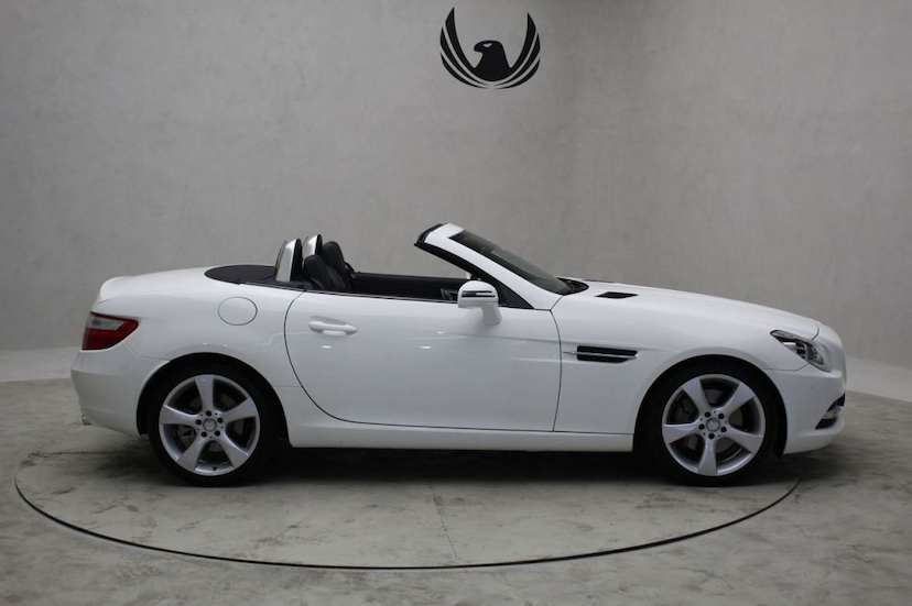 Foto do veículo MERCEDES-BENZ  SLK 250 2015 23.660 KM 149.000,00
