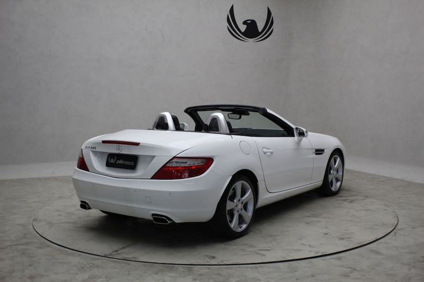 Foto do veículo MERCEDES-BENZ  SLK 250 2015 23.660 KM 149.000,00