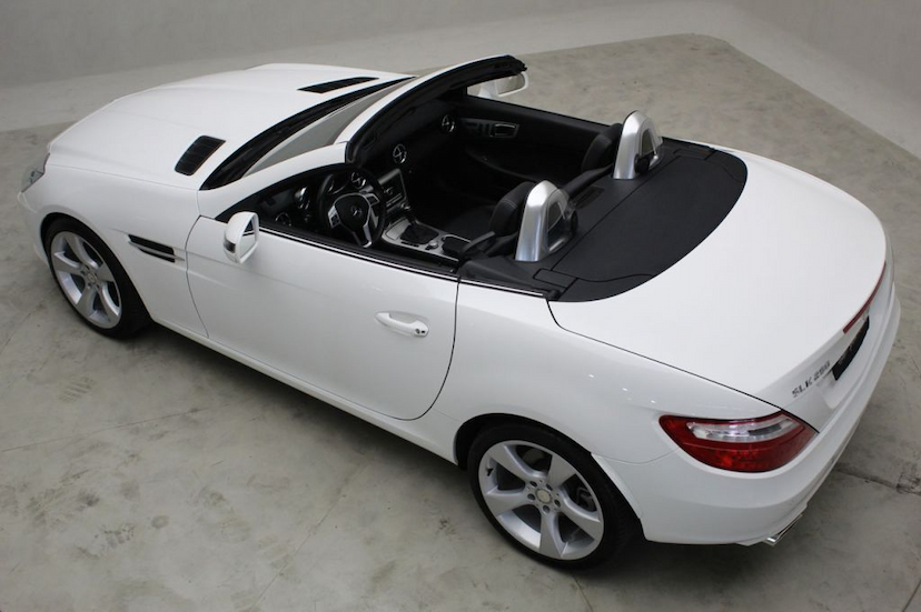 Foto do veículo MERCEDES-BENZ  SLK 250 2015 23.660 KM 149.000,00