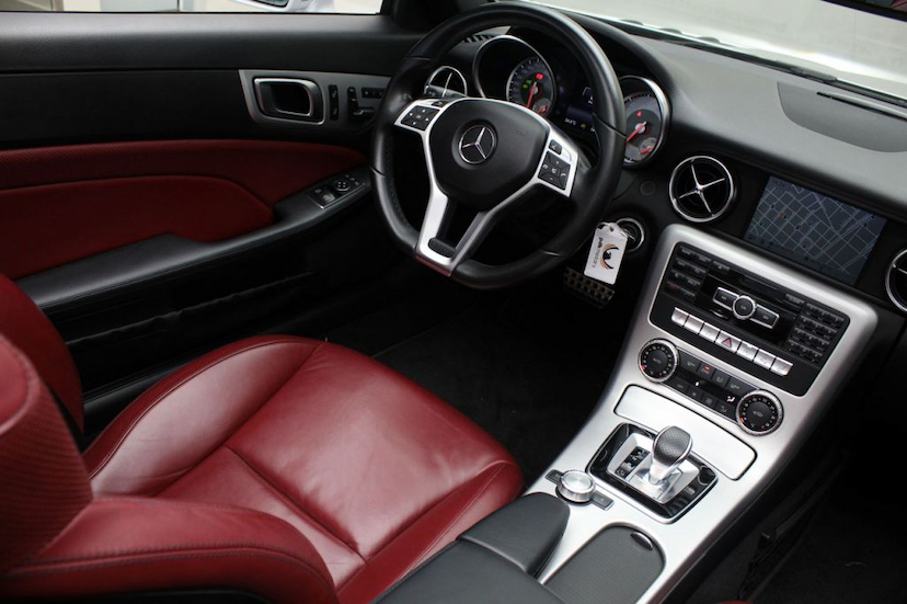 Foto do veículo MERCEDES-BENZ  SLK 300 2016 40.183 KM 164.000,00
