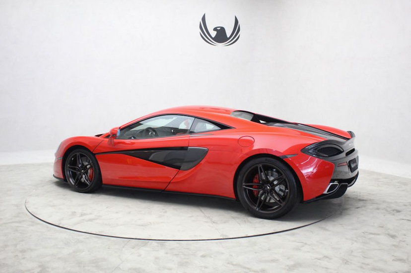 Foto do veículo MCLAREN  540C COUPE 2019 780 KM 1.780.000,00