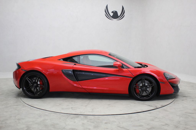 Foto do veículo MCLAREN  540C COUPE 2019 780 KM 1.780.000,00
