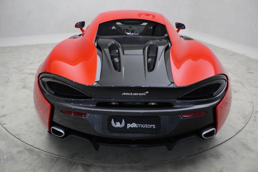 Foto do veículo MCLAREN  540C COUPE 2019 780 KM 1.780.000,00