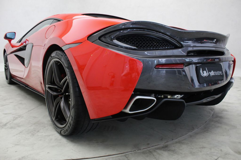 Foto do veículo MCLAREN  540C COUPE 2019 780 KM 1.780.000,00