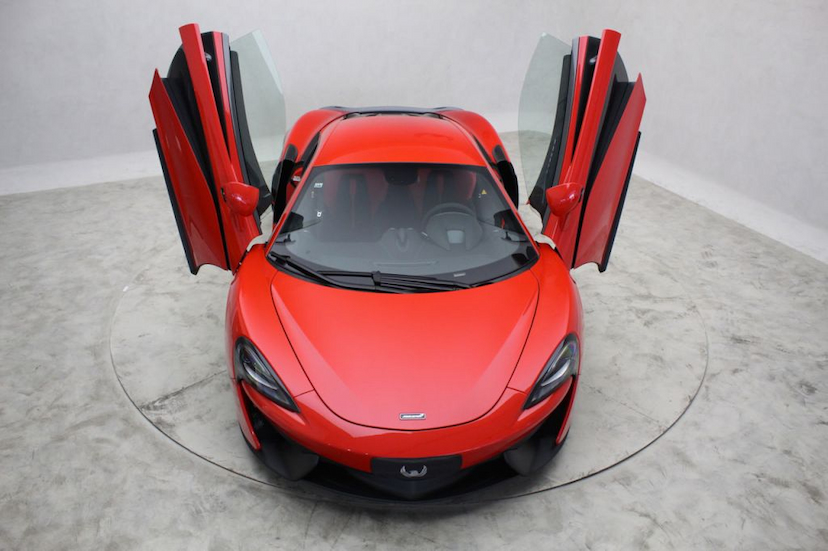 Foto do veículo MCLAREN  540C COUPE 2019 780 KM 1.780.000,00