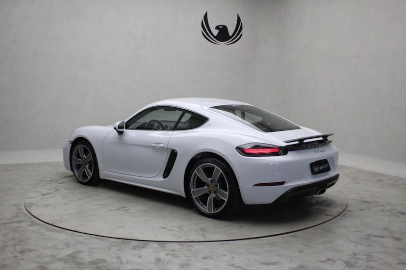 Foto do veículo PORSCHE  718 CAYMAN 2018 10.225 KM 359.000,00