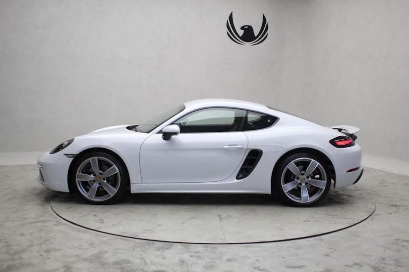 Foto do veículo PORSCHE  718 CAYMAN 2018 10.225 KM 359.000,00