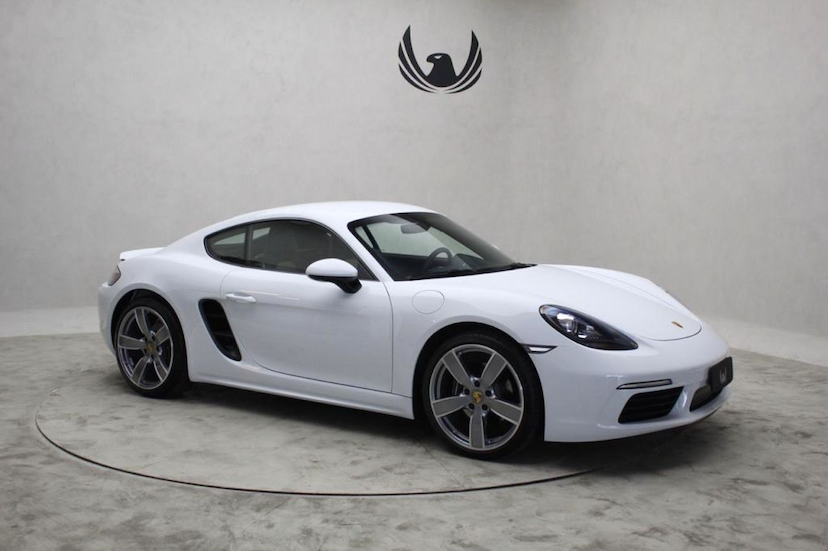 Foto do veículo PORSCHE  718 CAYMAN 2018 10.225 KM 359.000,00