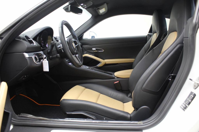 Foto do veículo PORSCHE  718 CAYMAN 2018 10.225 KM 359.000,00