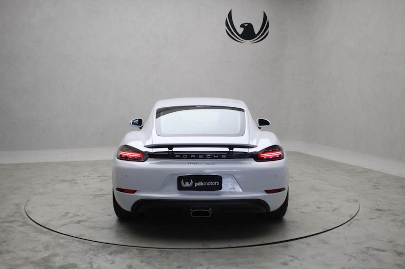 Foto do veículo PORSCHE  718 CAYMAN 2018 10.225 KM 359.000,00