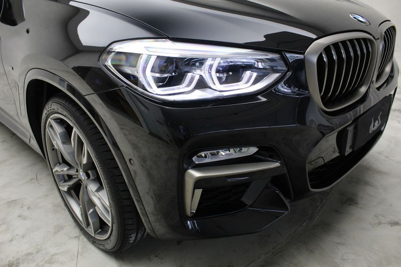 Foto do veículo BMW  X3 M40I 2018 7.636 KM 300.000,00