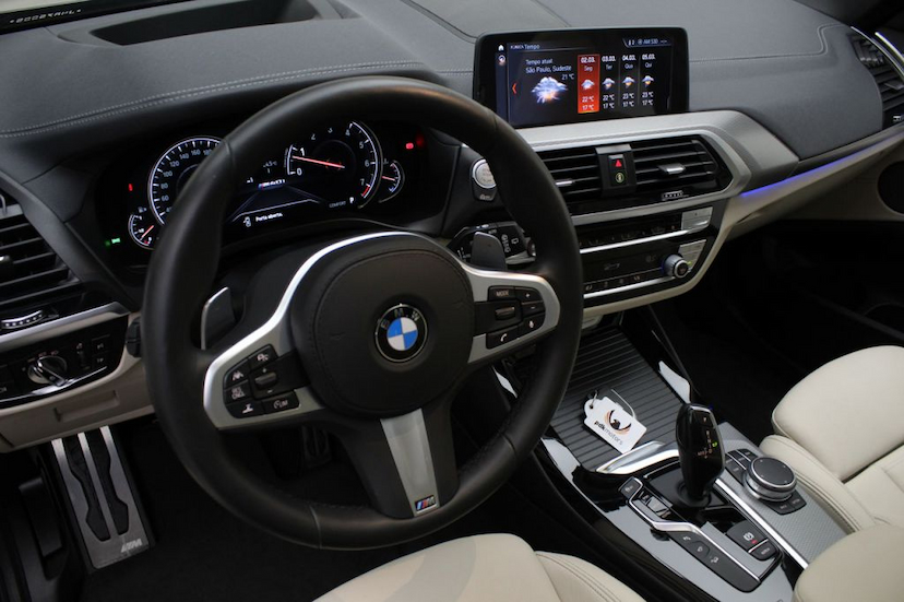 Foto do veículo BMW  X3 M40I 2018 7.636 KM 300.000,00