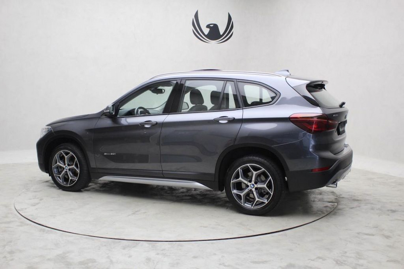 Foto do veículo BMW  X1 20I X-LINE 2018 20.725 KM 139.000,00