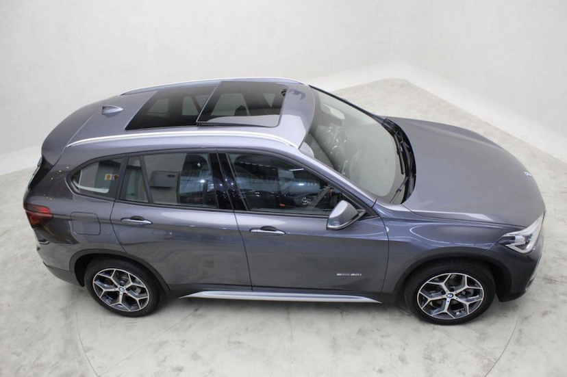 Foto do veículo BMW  X1 20I X-LINE 2018 20.725 KM 139.000,00