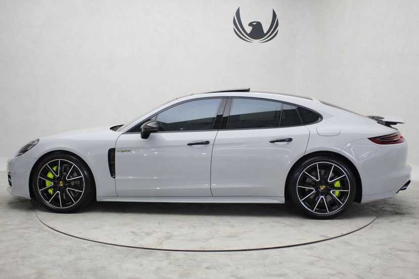 Foto do veículo PORSCHE  PANAMERA 4 E-HYBRID 2018 2.857 KM 589.000,00