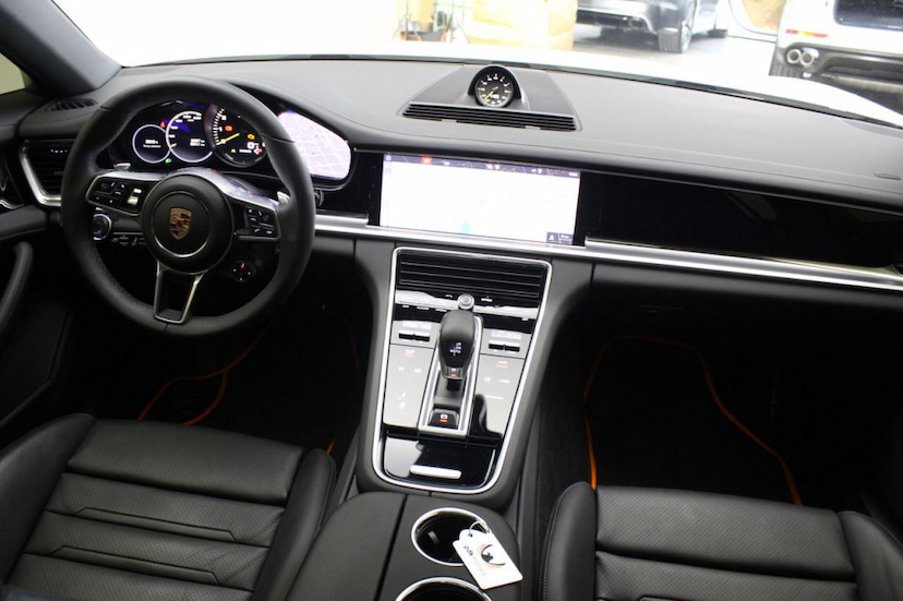 Foto do veículo PORSCHE  PANAMERA 4 E-HYBRID 2018 2.857 KM 589.000,00