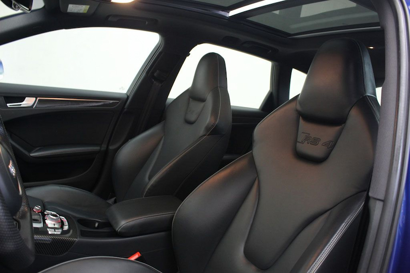Foto do veículo AUDI RS 4 AVANT QUATTRO 2015 32.330 KM 284.000,00