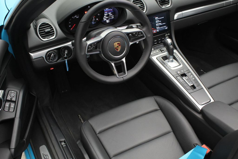Foto do veículo PORSCHE  718 BOXSTER 2020 20 KM 429.000,00