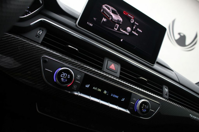 Foto do veículo AUDI RS 4 AVANT QUATTRO 2019 1.720 KM 455.000,00