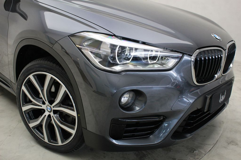 Foto do veículo BMW  X1 25I SPORT 2017 39.120 KM 129.000,00