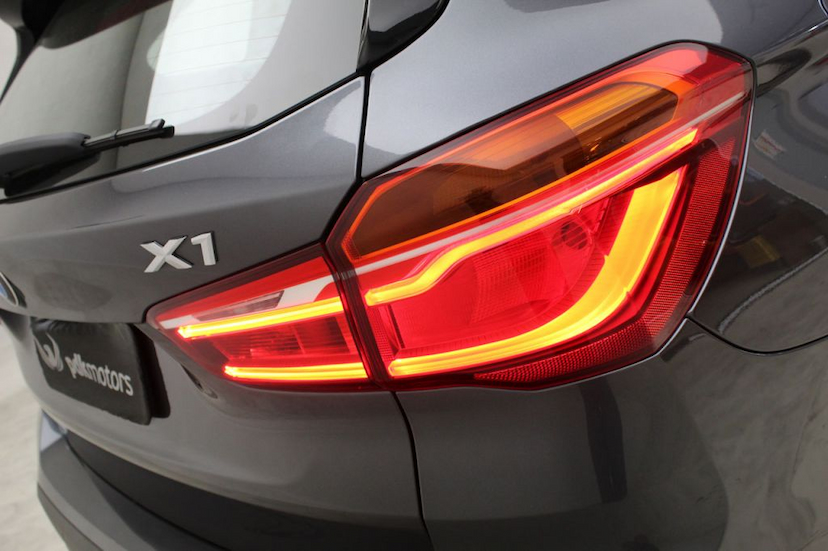 Foto do veículo BMW  X1 25I SPORT 2017 39.120 KM 129.000,00