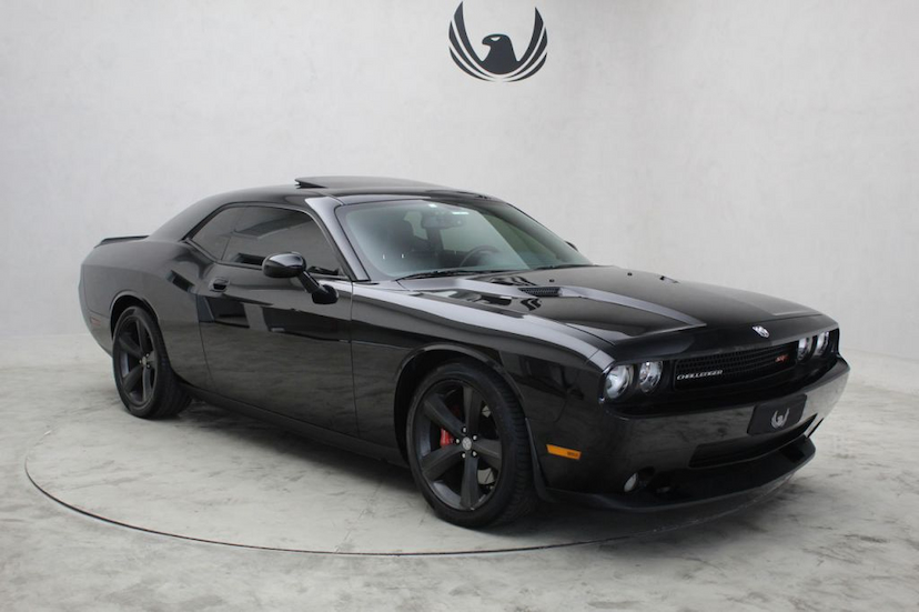 Foto do veículo DODGE  CHALLENGER SRT8 HEMI 2008 8.508 KM 299.000,00