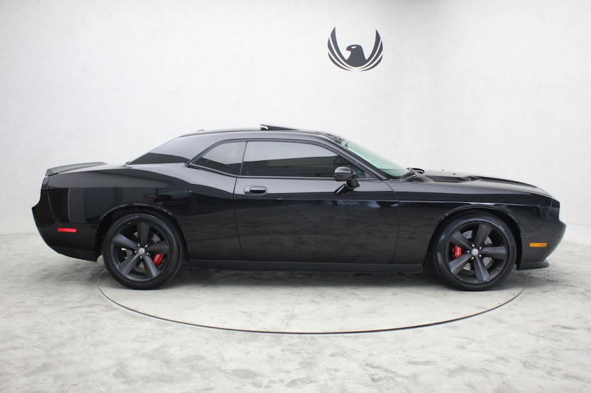 Foto do veículo DODGE  CHALLENGER SRT8 HEMI 2008 8.508 KM 299.000,00