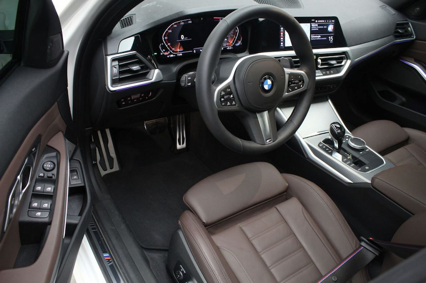 Foto do veículo BMW  330I M SPORT 2020 12.888 KM 255.000,00