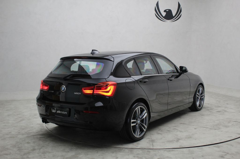 Foto do veículo BMW  120I SPORT ACTIVEFLEX 2016 22.450 KM 109.000,00