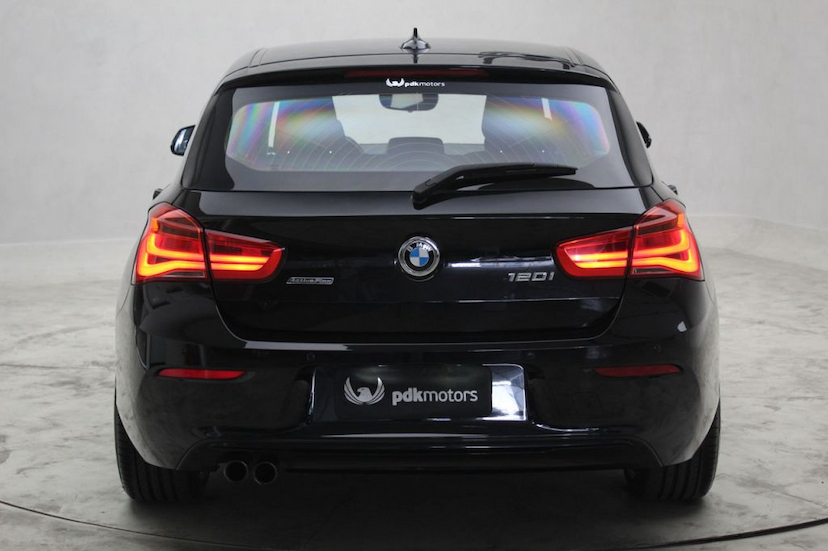 Foto do veículo BMW  120I SPORT ACTIVEFLEX 2016 22.450 KM 109.000,00