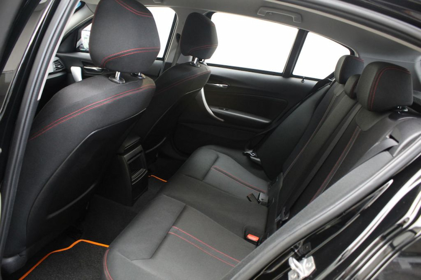 Foto do veículo BMW  120I SPORT ACTIVEFLEX 2016 22.450 KM 109.000,00