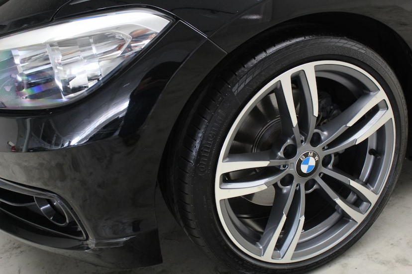Foto do veículo BMW  120I SPORT ACTIVEFLEX 2016 22.450 KM 109.000,00
