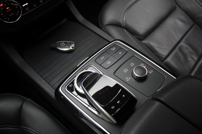 Foto do veículo MERCEDES-BENZ  GLE 400 COUPé 2017 30.290 KM 299.000,00