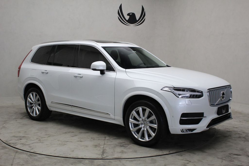 Foto do veículo VOLVO  XC90 D5 INSCRIPTION 7L 2019 3.435 KM 349.000,00