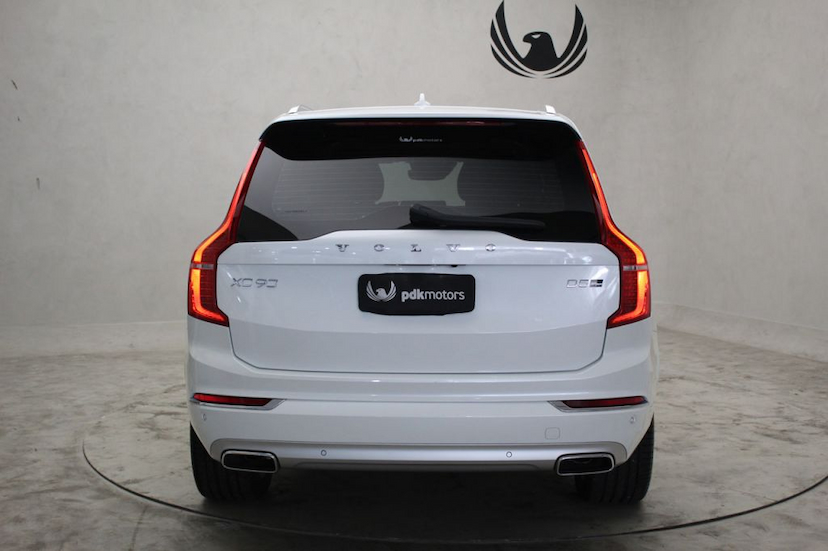 Foto do veículo VOLVO  XC90 D5 INSCRIPTION 7L 2019 3.435 KM 349.000,00