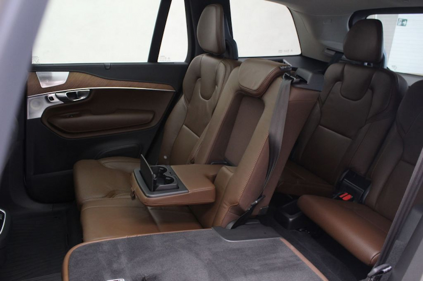 Foto do veículo VOLVO  XC90 D5 INSCRIPTION 7L 2019 3.435 KM 349.000,00