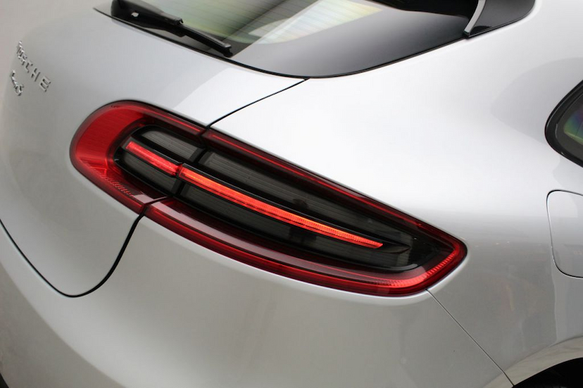 Foto do veículo PORSCHE  MACAN S 2017 34.080 KM 319.900,00