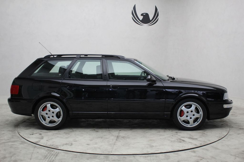 Foto do veículo AUDI  RS2 AVANT 1995 4.111 KM 899.000,00