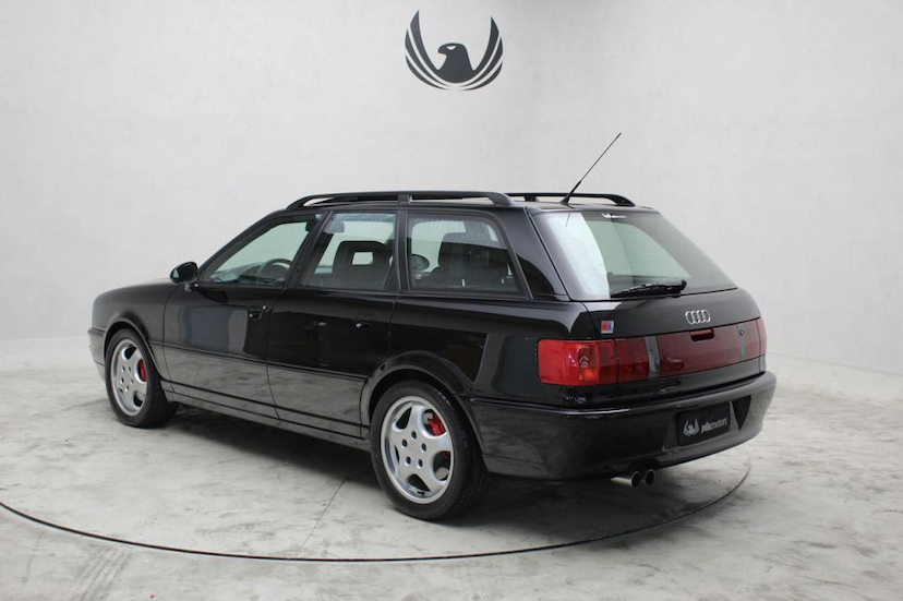 Foto do veículo AUDI  RS2 AVANT 1995 4.111 KM 899.000,00