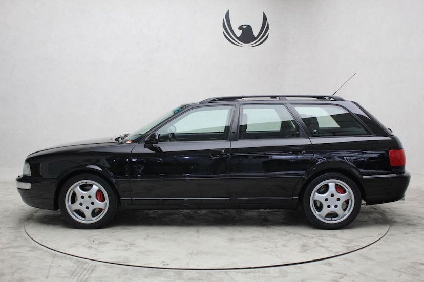 Foto do veículo AUDI  RS2 AVANT 1995 4.111 KM 899.000,00