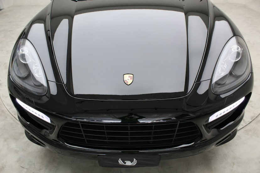 Foto do veículo PORSCHE  CAYENNE GTS 2014 48.040 KM 280.000,00