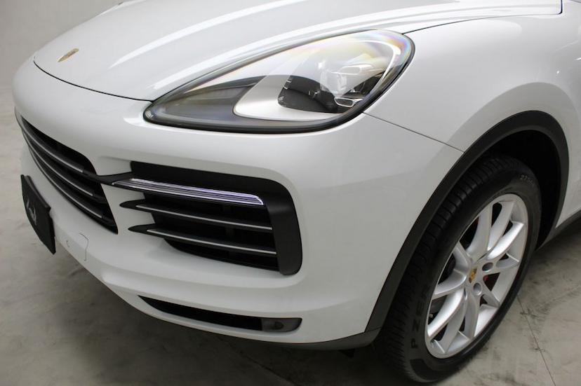 Foto do veículo PORSCHE  CAYENNE V6 2019 34.890 KM 359.000,00